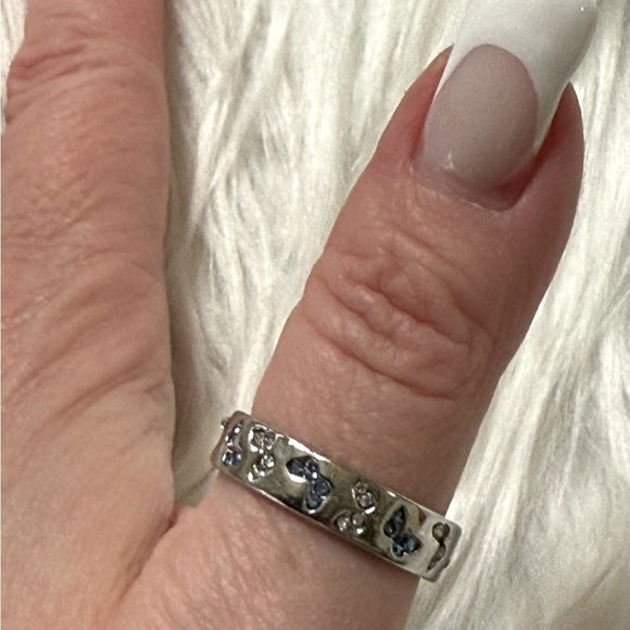 Ring Butterflies Silver Tone with Blue and Clear Crystals Size 10 - Picture 6 of 6